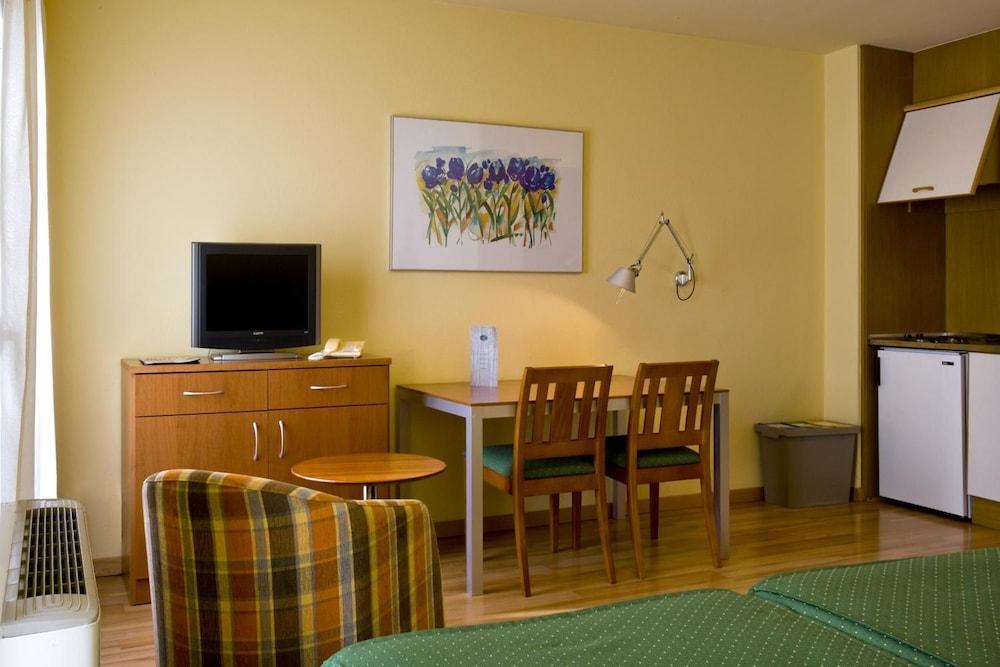 Hotel La Perla D'Olot Luaran gambar