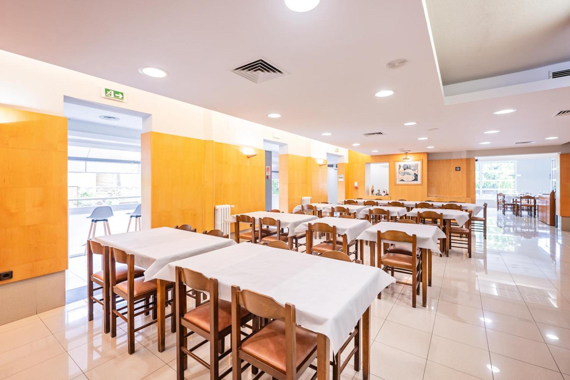 Hotel La Perla D'Olot Luaran gambar